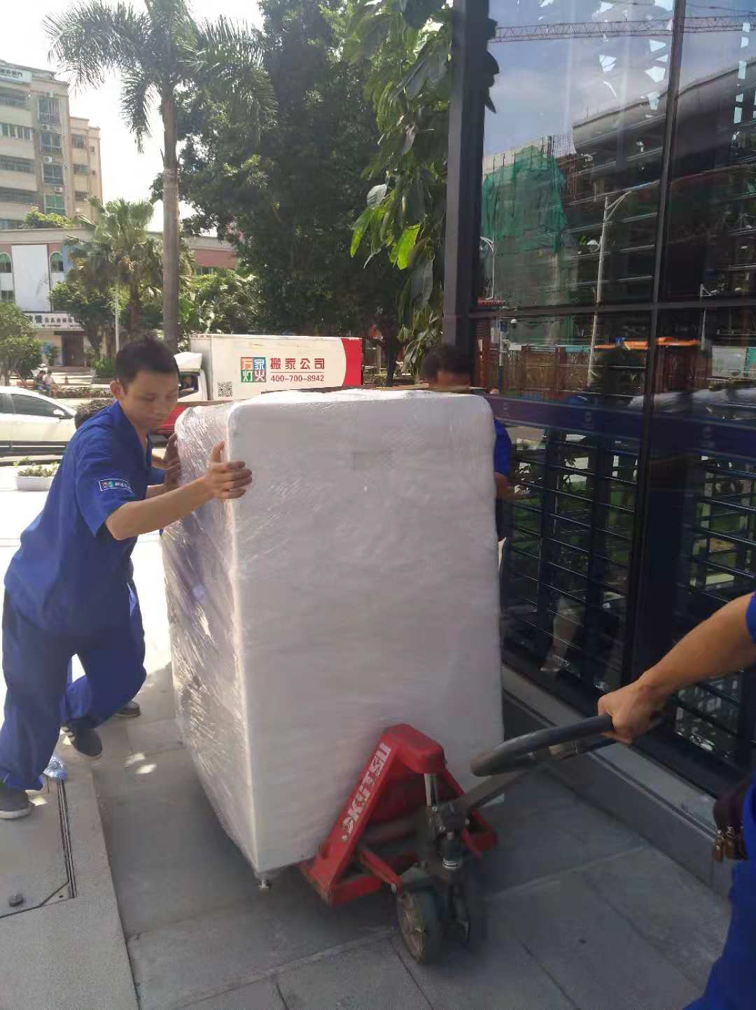 深圳搬家如何收费，组装价格与移动价格费！